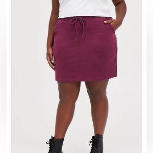 Torrid A-Line Skirt Fleece 00x NWT